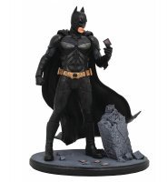Фигурка Diamond Select DC Movie: The Dark Knight Batman Diorama Figure 9